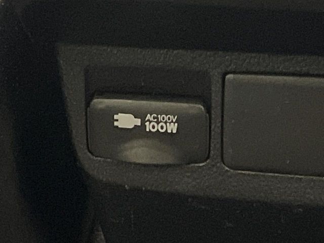 TOYOTA ALPHARD 4WD 2017 Image 31