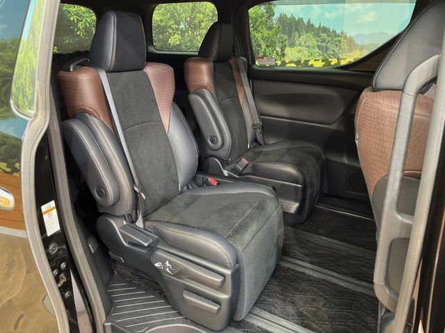 TOYOTA ALPHARD 4WD 2017 Image 31