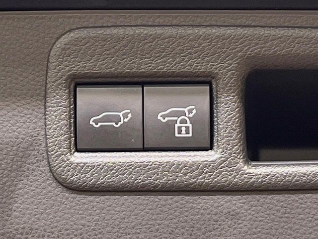 TOYOTA HARRIER 4WD 2020 Image 31