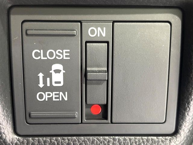 HONDA N BOX CUSTOM 4WD 2021 Image 31