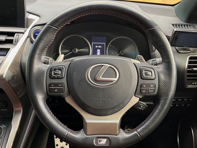 TOYOTA LEXUS NX300H AWD 2015 Image 31