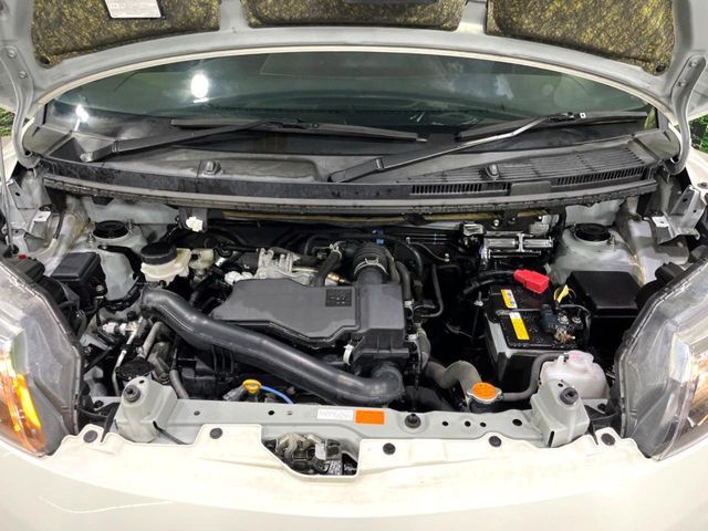 TOYOTA ROOMY 4WD 2023 Image 31