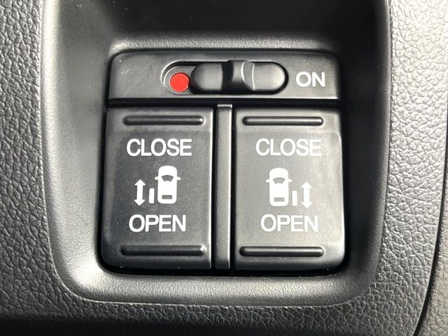 HONDA N BOX CUSTOM 4WD 2013 Image 31