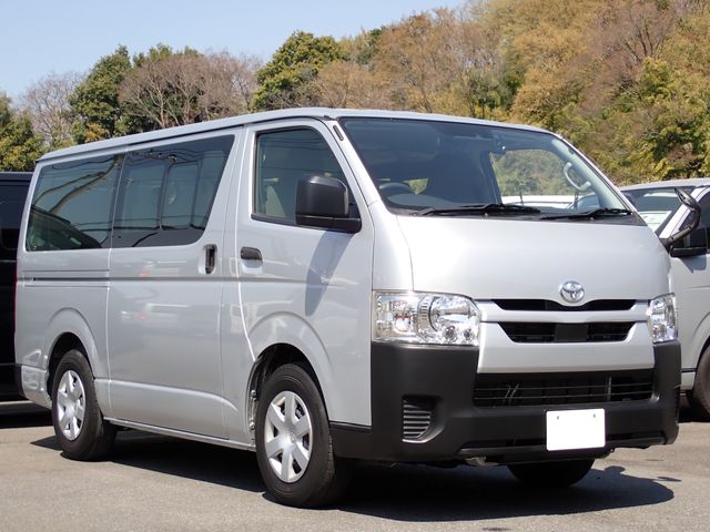 TOYOTA HIACE VAN 1.15T 2WD 2020 Image 31