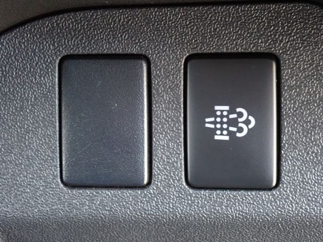 TOYOTA HIACE VAN 1.15T 2WD 2020 Image 31