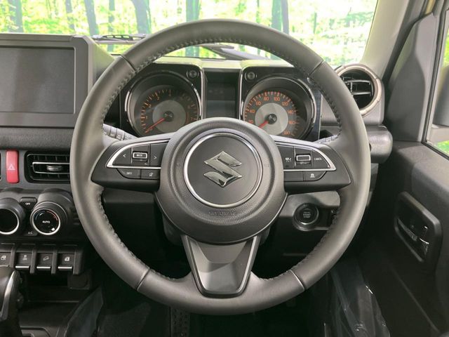 SUZUKI JIMNY NOMADE 2025 Image 31