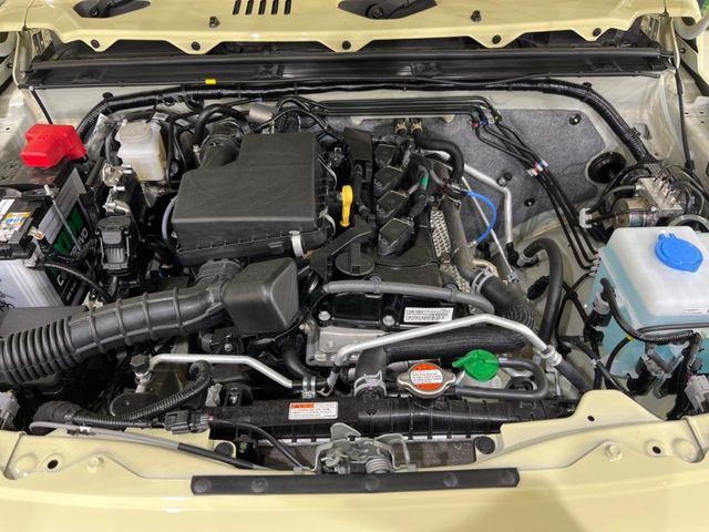 SUZUKI JIMNY NOMADE 2025 Image 31