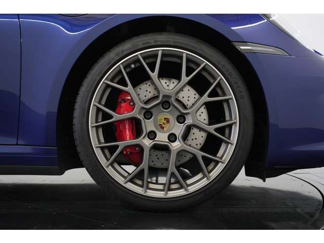 PORSCHE 911 2020 Image 31