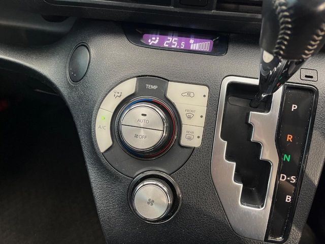 TOYOTA SIENTA 4WD 2017 Image 31