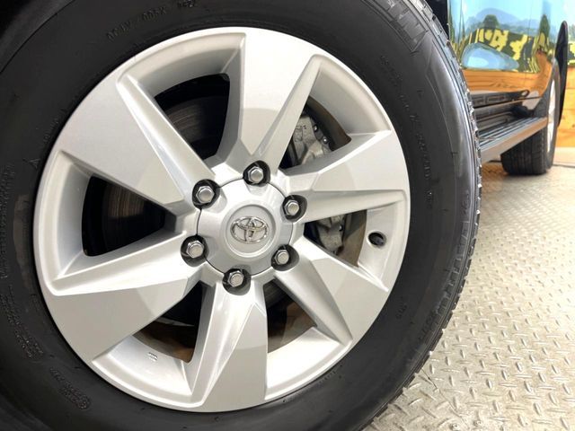 TOYOTA LANDCRUISER PRADO 2022 Image 31