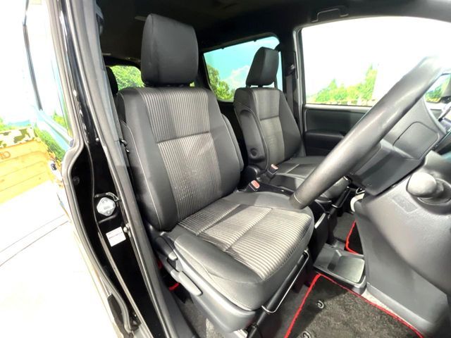 TOYOTA VOXY 2019 Image 31