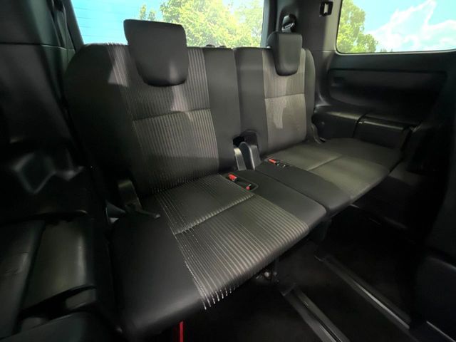 TOYOTA VOXY 2019 Image 31