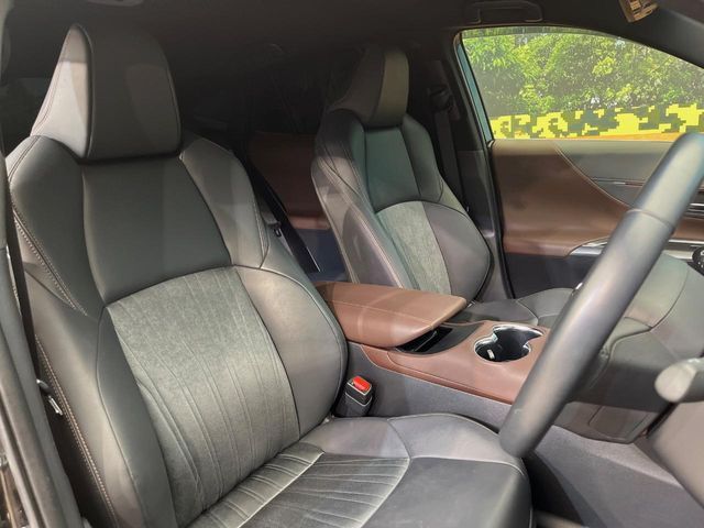 TOYOTA HARRIER 4WD 2021 Image 31