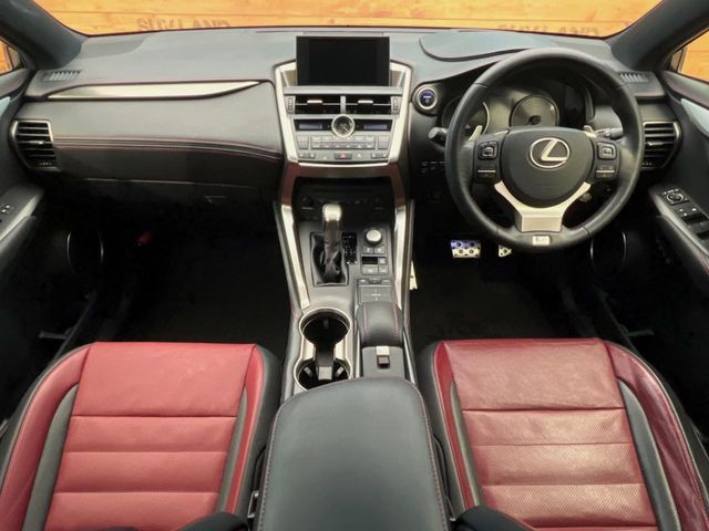 TOYOTA LEXUS NX300H AWD 2014 Image 31