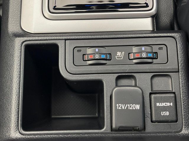 TOYOTA LANDCRUISER PRADO 2022 Image 31