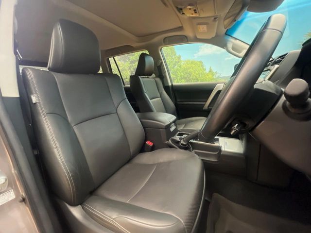 TOYOTA LANDCRUISER PRADO 2022 Image 31