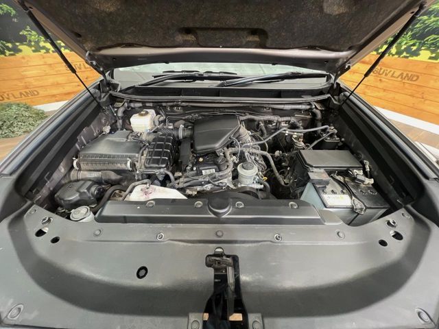 TOYOTA LANDCRUISER PRADO 2022 Image 31