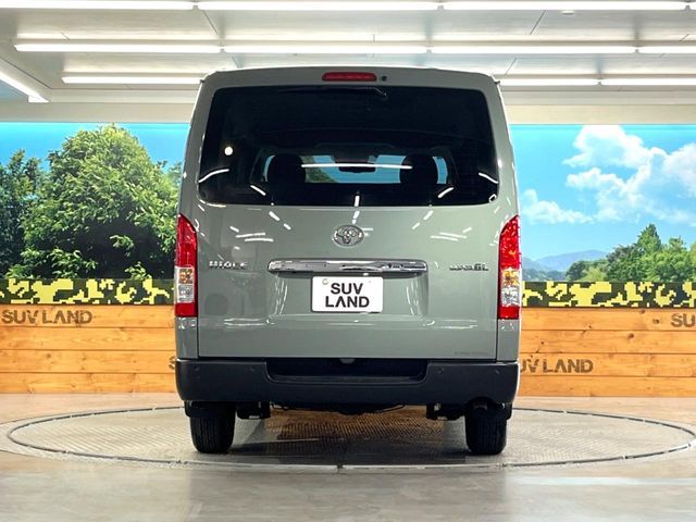 TOYOTA HIACE VAN 4WD 2024 Image 31