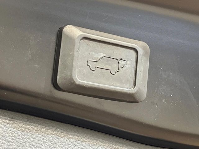 TOYOTA RAV4 HYBRID 4WD 2021 Image 31