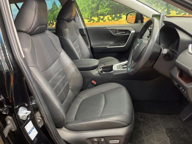 TOYOTA RAV4 HYBRID 4WD 2021 Image 31