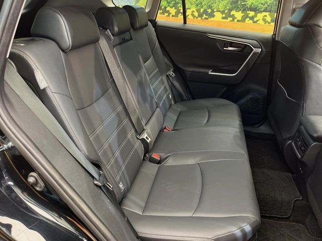 TOYOTA RAV4 HYBRID 4WD 2021 Image 31