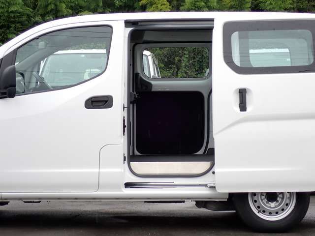 NISSAN NV200 VANETTE VAN 4W 2018 Image 31