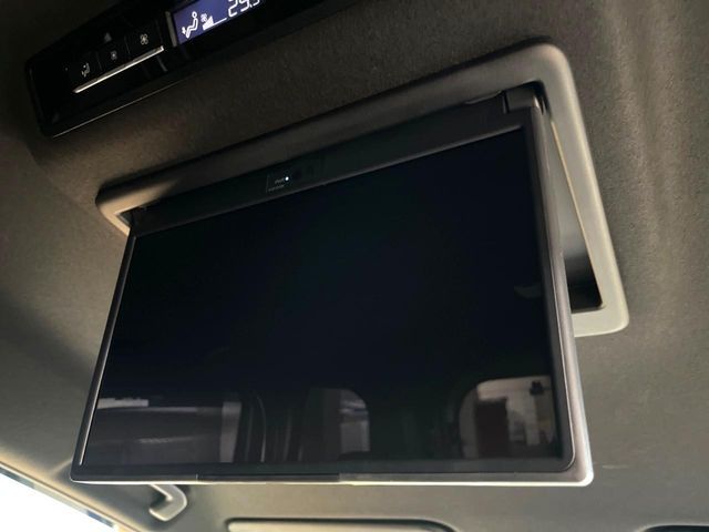 TOYOTA VOXY 2024 Image 31