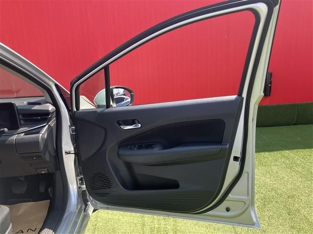 NISSAN NOTE 2024 Image 31