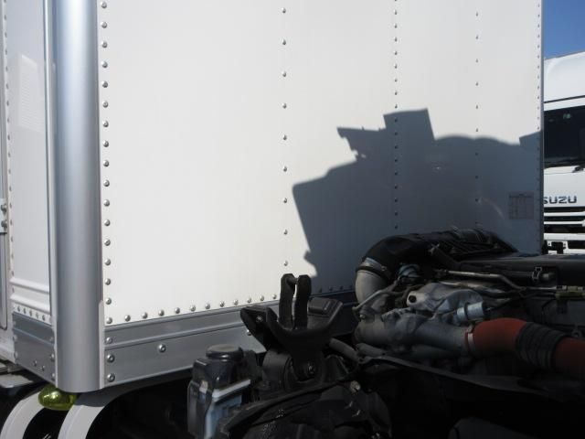 ISUZU ELF 2019 Image 31