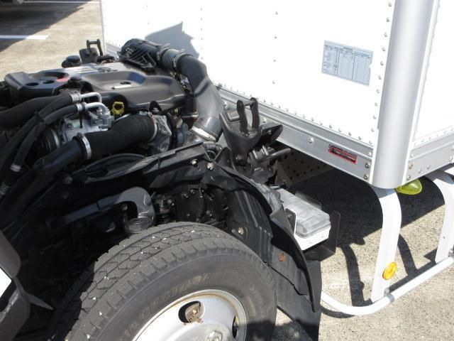 ISUZU ELF 2019 Image 31