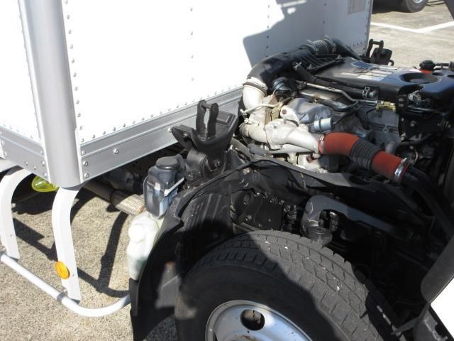 ISUZU ELF 2019 Image 31