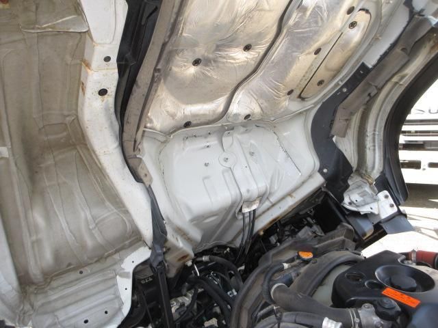 ISUZU ELF 2019 Image 31