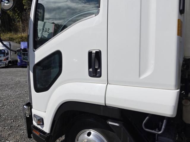 ISUZU FORWARD 2012 Image 31