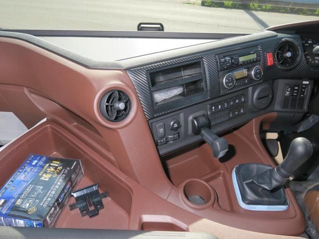 HINO PROFIA 2025 Image 31