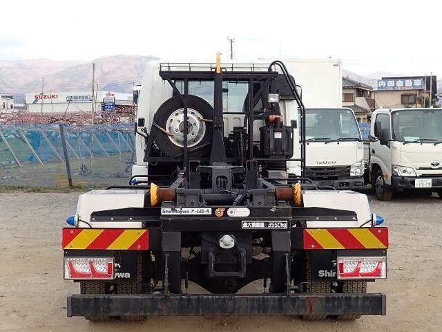 MITSUBISHI FUSOU FIGHTER 2021 Image 31