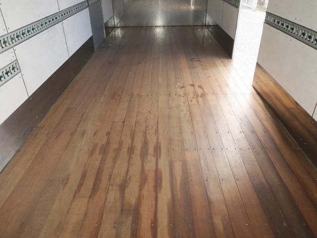 MITSUBISHI FUSOU FIGHTER 2017 Image 31