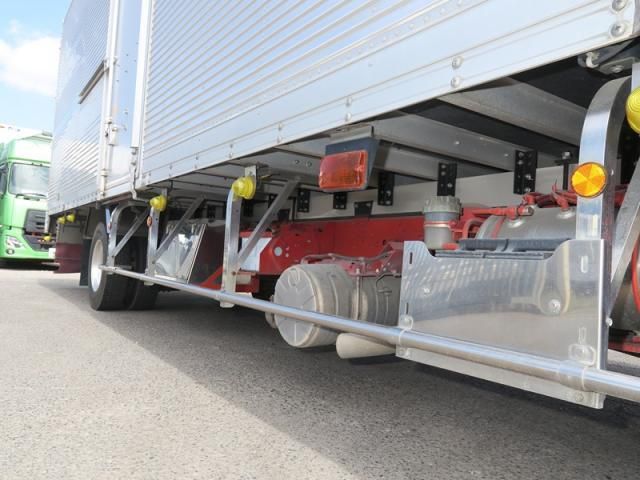 MITSUBISHI FUSOU FIGHTER 2017 Image 31