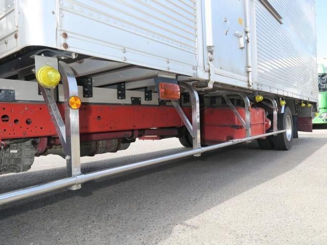 MITSUBISHI FUSOU FIGHTER 2017 Image 31