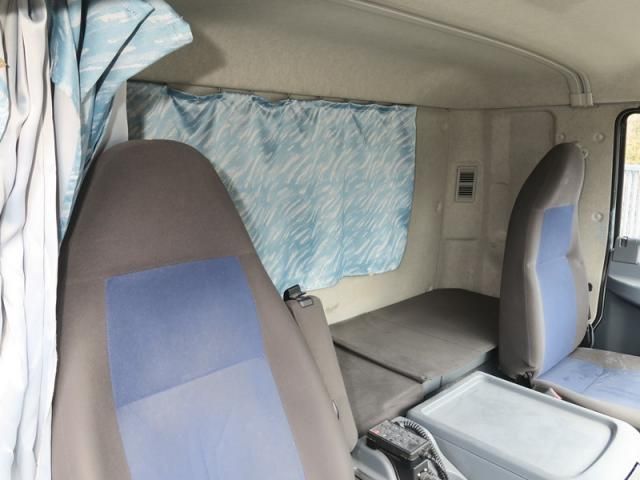 MITSUBISHI FUSOU FIGHTER 2017 Image 31