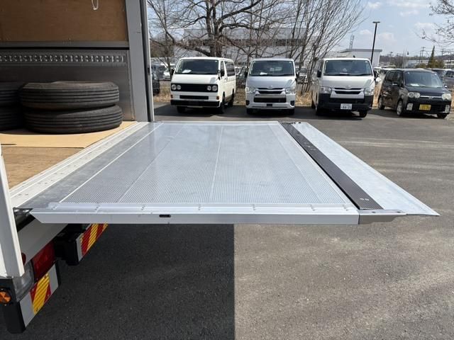 ISUZU FORWARD 2023 Image 31