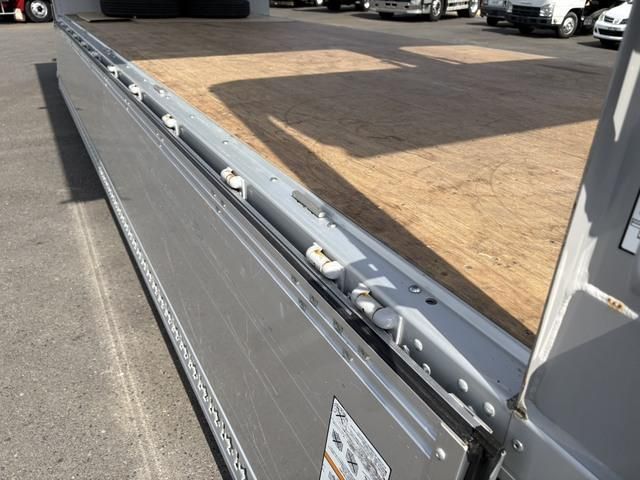 ISUZU FORWARD 2023 Image 31