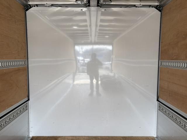 ISUZU FORWARD 2023 Image 31