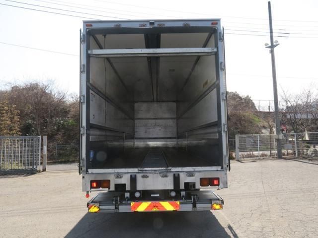 MITSUBISHI FUSOU SUPER GREAT 2018 Image 31