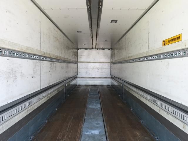 MITSUBISHI FUSOU SUPER GREAT 2018 Image 31