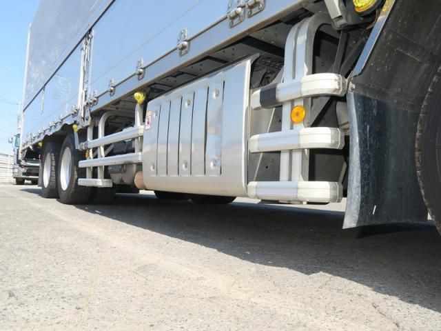 MITSUBISHI FUSOU SUPER GREAT 2018 Image 31