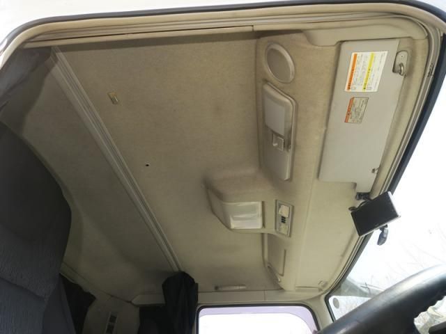 MITSUBISHI FUSOU SUPER GREAT 2018 Image 31