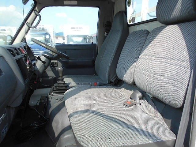 TOYOTA DYNA 1997 Image 31