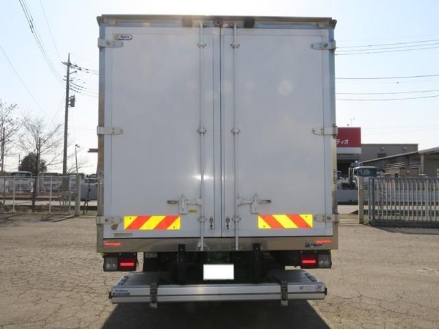ISUZU FORWARD 2023 Image 31