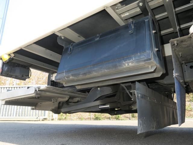 ISUZU FORWARD 2023 Image 31