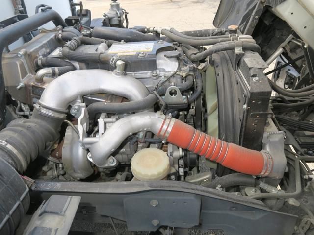 ISUZU FORWARD 2023 Image 31